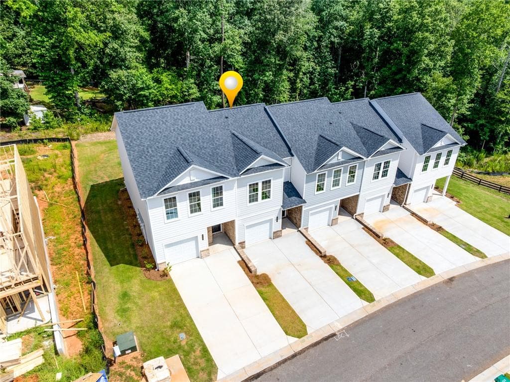 3 bedroom, 3 bathroom, 1,296 sq ft townhouse for sale at 117 Greenview Lot 1302 Court, Homer, GA 30547 — photo 2
