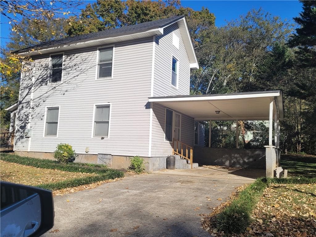 215 Avenue E, Lindale, GA 30147 — most recent listing photo