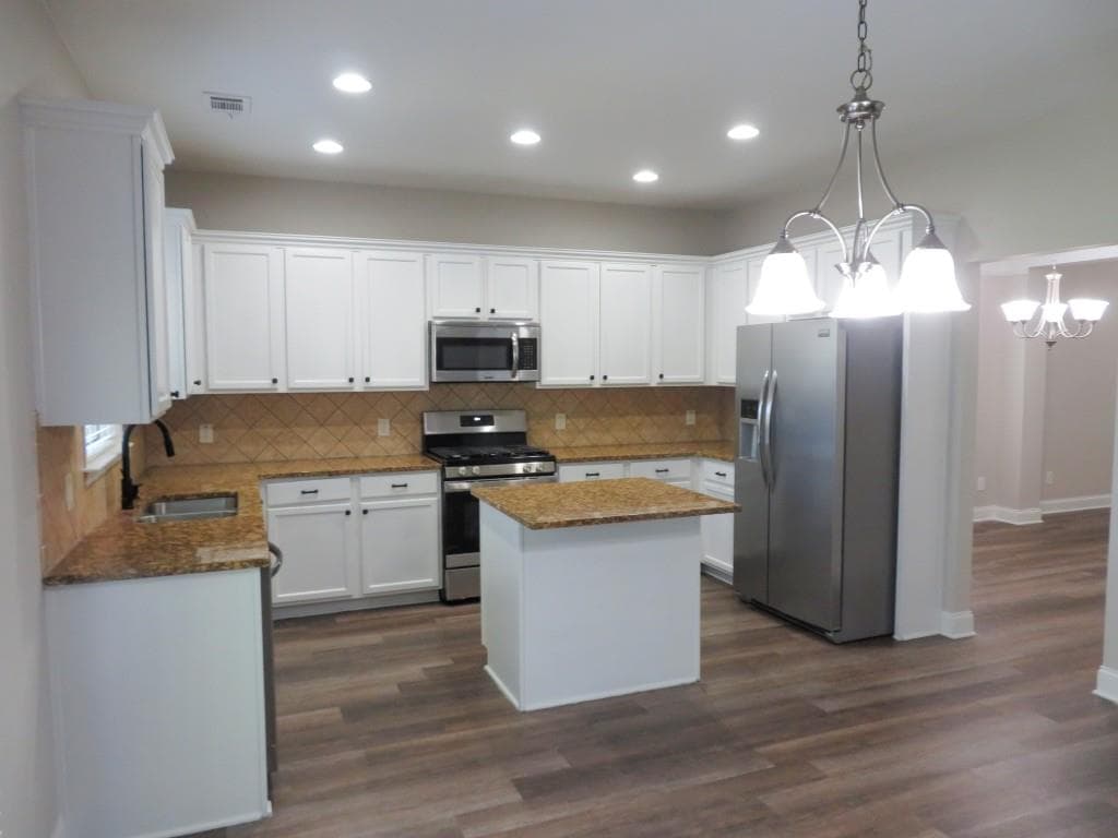 4 bedroom, 3 bathroom, 2,460 sq ft single family residence for sale at 5928 Cobblestone Creek Circle, Mableton, GA 30126 — photo 6