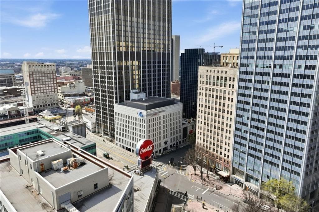1 bedroom, 1 bathroom, 465 sq ft condominium for sale at 32 Peachtree Street 1102, Atlanta, GA 30303 — photo 5