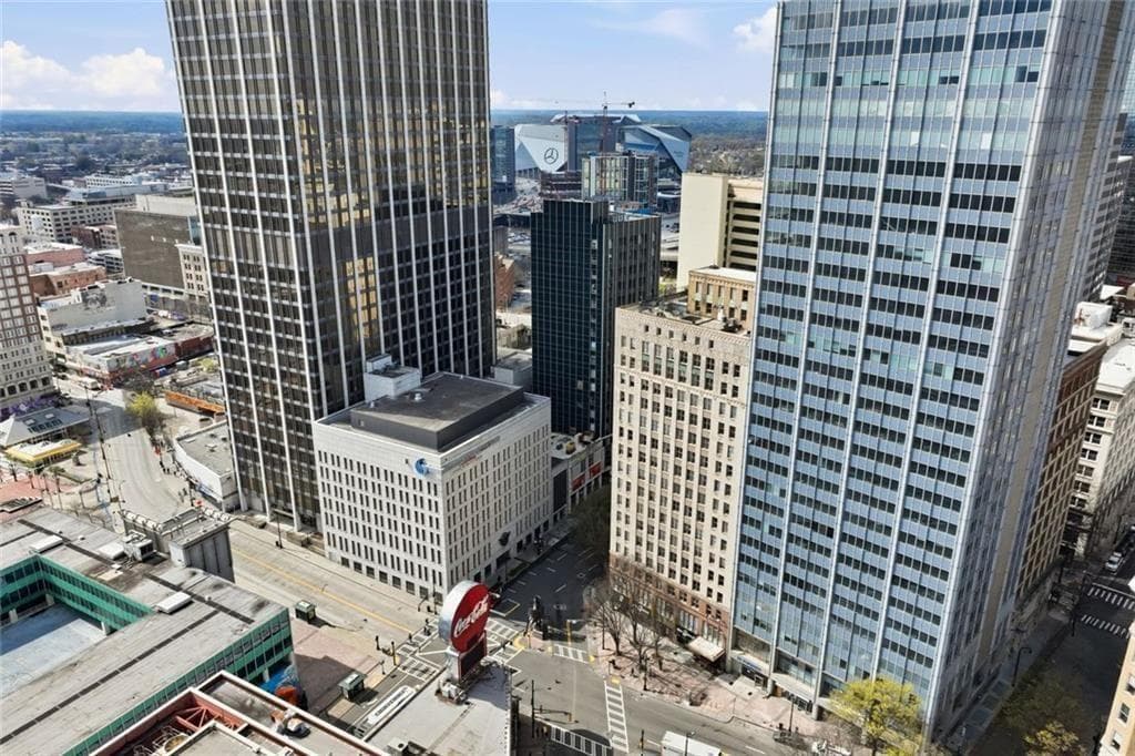 1 bedroom, 1 bathroom, 465 sq ft condominium for sale at 32 Peachtree Street 1102, Atlanta, GA 30303 — photo 6