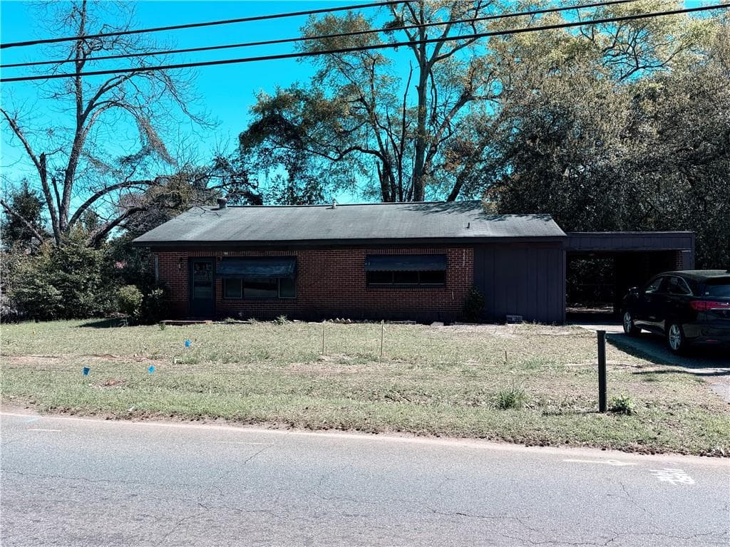 300 S Pleasant Hill Road