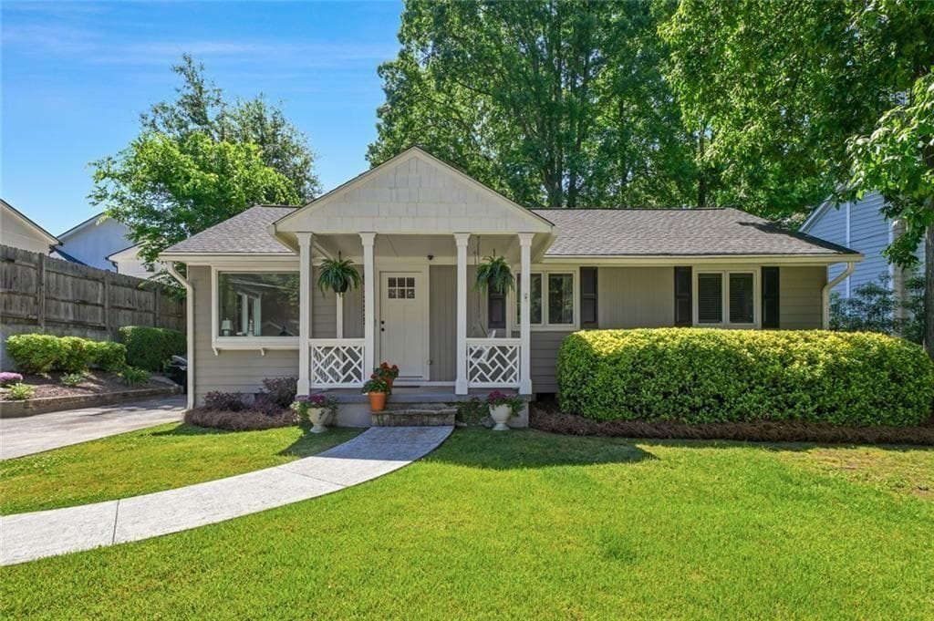 3 bedroom, 2 bathroom, 1,566 sq ft single family residence sold at 3225 Caldwell Road, Brookhaven, GA 30319