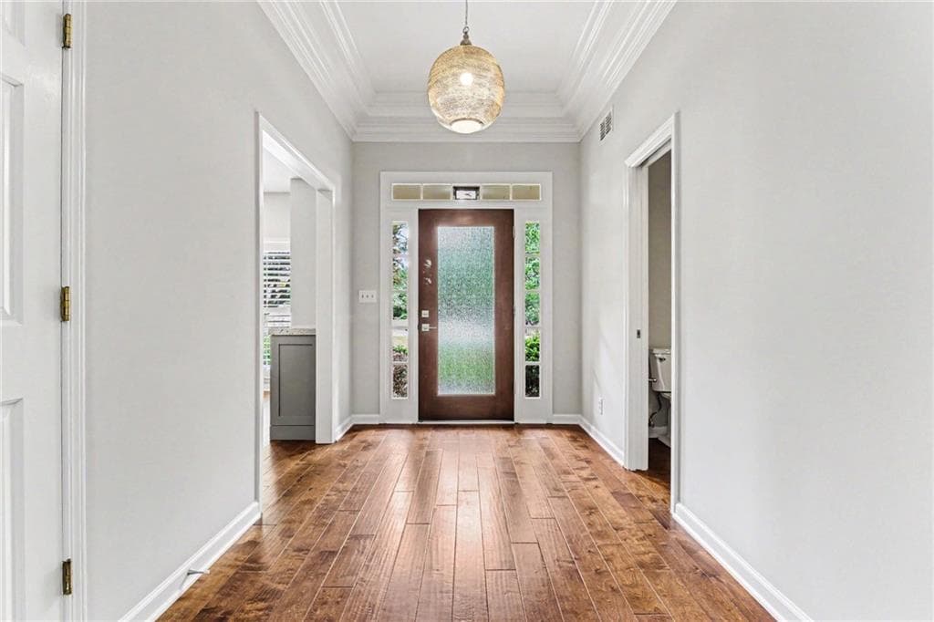 5 bedroom, 4 bathroom, 4,031 sq ft single family residence under contract at 560 Flying Scot Way, Alpharetta, GA 30005 — photo 7