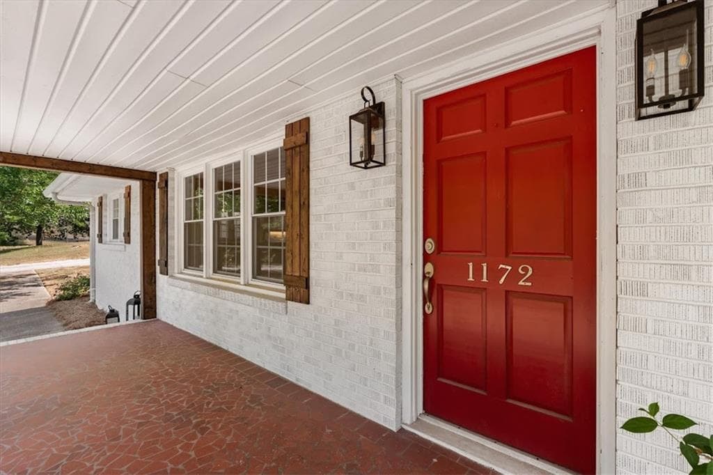 4 bedroom, 2 bathroom, 2,272 sq ft single family residence for sale at 1172 Alabama Street, Carrollton, GA 30117 — photo 7