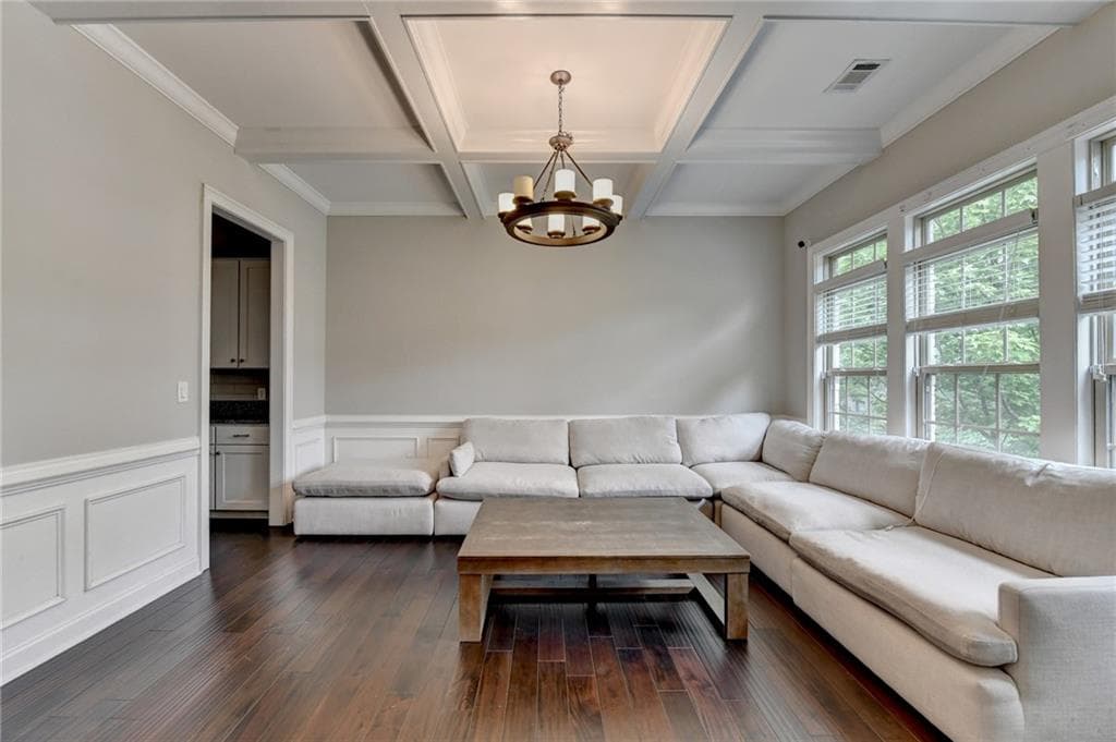 6 bedroom, 5 bathroom, 3,616 sq ft single family residence for sale at 2081 Lee Road, Smyrna, GA 30080 — photo 8