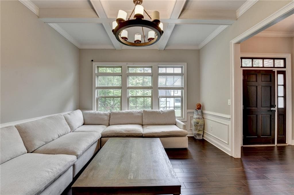 6 bedroom, 5 bathroom, 3,616 sq ft single family residence for sale at 2081 Lee Road, Smyrna, GA 30080 — photo 9