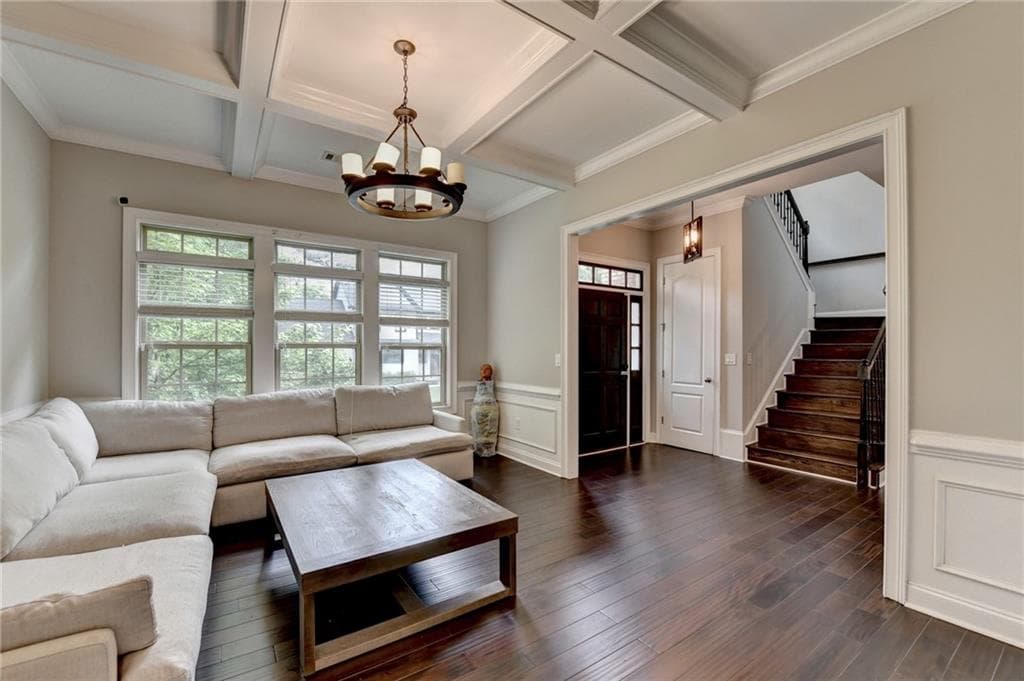 6 bedroom, 5 bathroom, 3,616 sq ft single family residence for sale at 2081 Lee Road, Smyrna, GA 30080 — photo 10