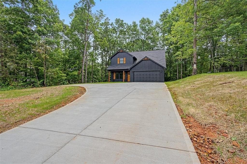 4 bedroom, 3 bathroom, 1,900 sq ft single family residence under contract at 233 Old Alabama Road, Emerson, GA 30137 — photo 4