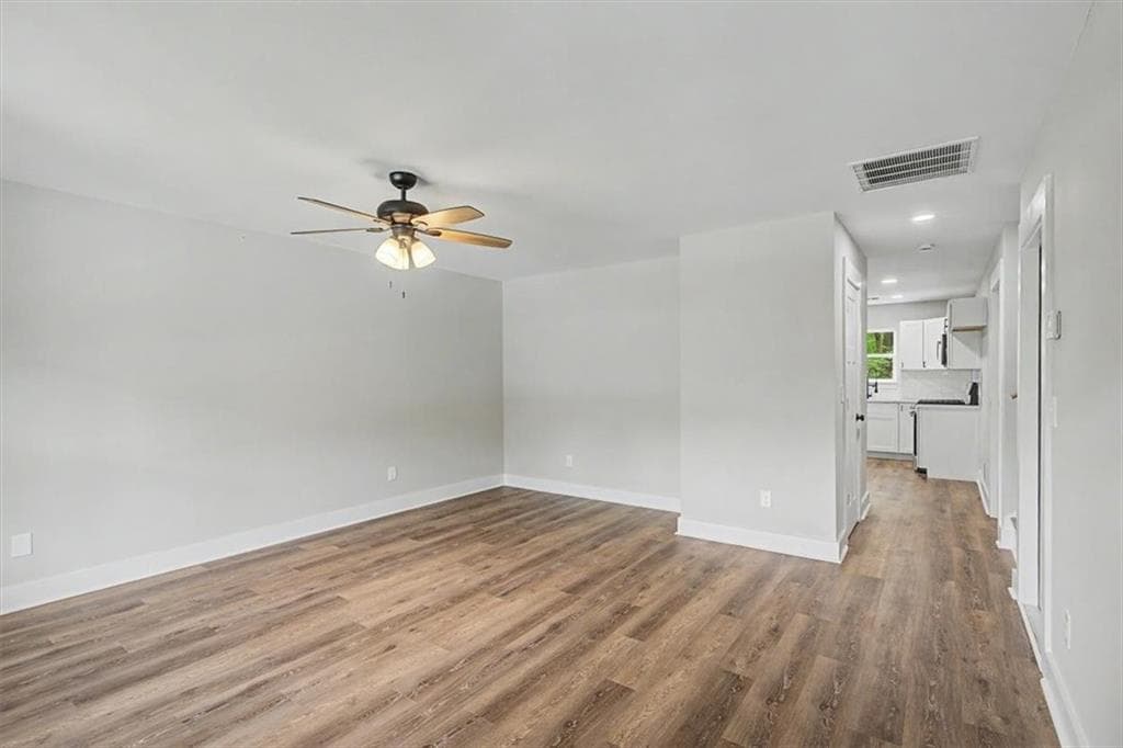 4 bedroom, 3 bathroom, 1,900 sq ft single family residence under contract at 233 Old Alabama Road, Emerson, GA 30137 — photo 8