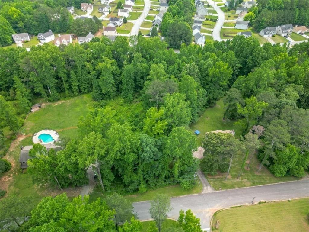 single family residence for sale at 6990 Oak Leaf Drive, Fairburn, GA 30213 — photo 1 of 16