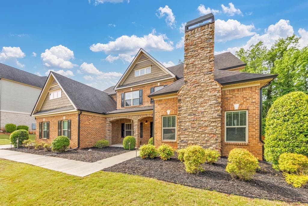 6 bedroom, 4 bathroom, 4,683 sq ft single family residence sold at 1637 Bunting Forest Court, Marietta, GA 30064