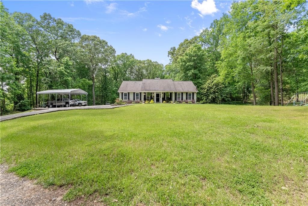 3 bedroom, 2 bathroom single family residence sold at 1405 Tapp Wood Road, Hoschton, GA 30548