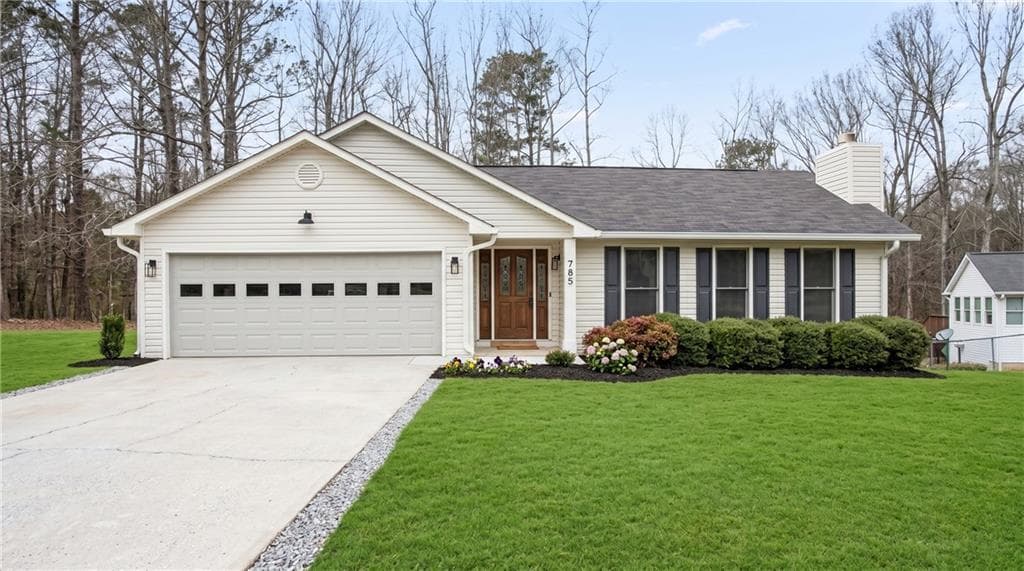 3 bedroom, 2 bathroom, 1,685 sq ft single family residence for sale at 148 River Ridge Drive, Carrollton, GA 30117 — photo 2