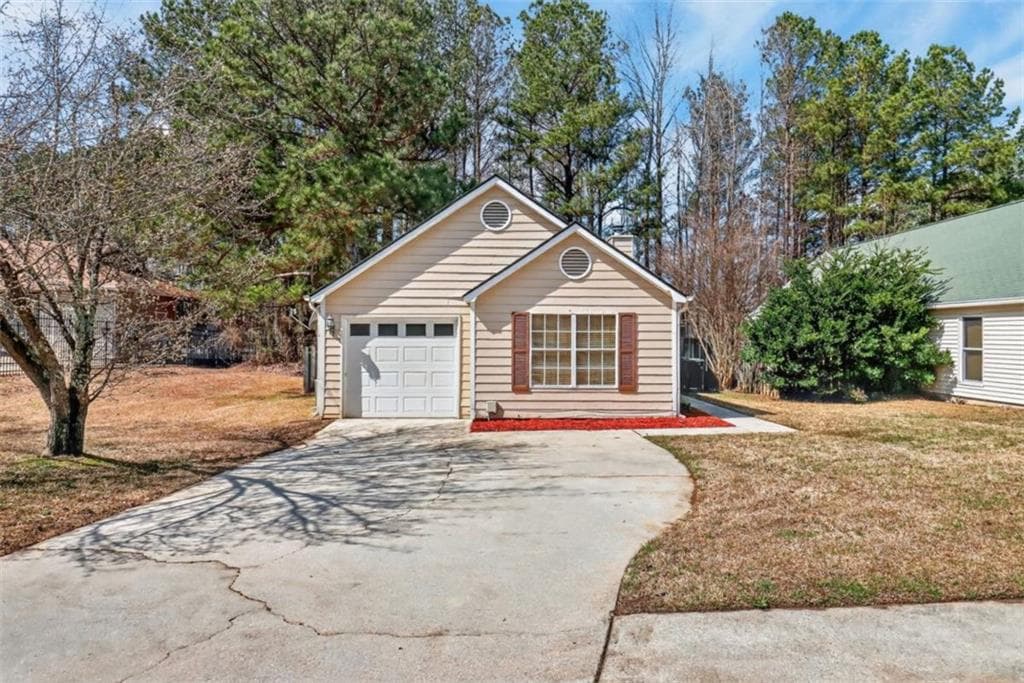 3 bedroom, 2 bathroom, 1,148 sq ft single family residence sold at 1493 Fall Creek Trace, Douglasville, GA 30134