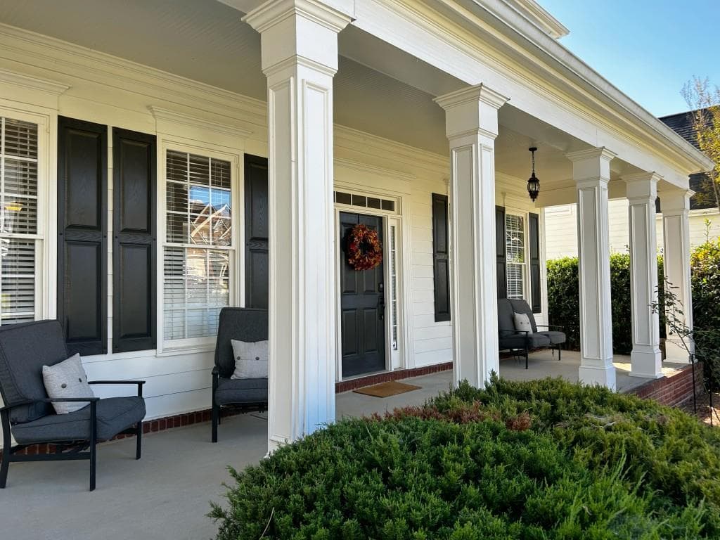 4 bedroom, 5 bathroom, 4,484 sq ft single family residence under contract at 5337 Cabot Creek Drive, Buford, GA 30518 — photo 4