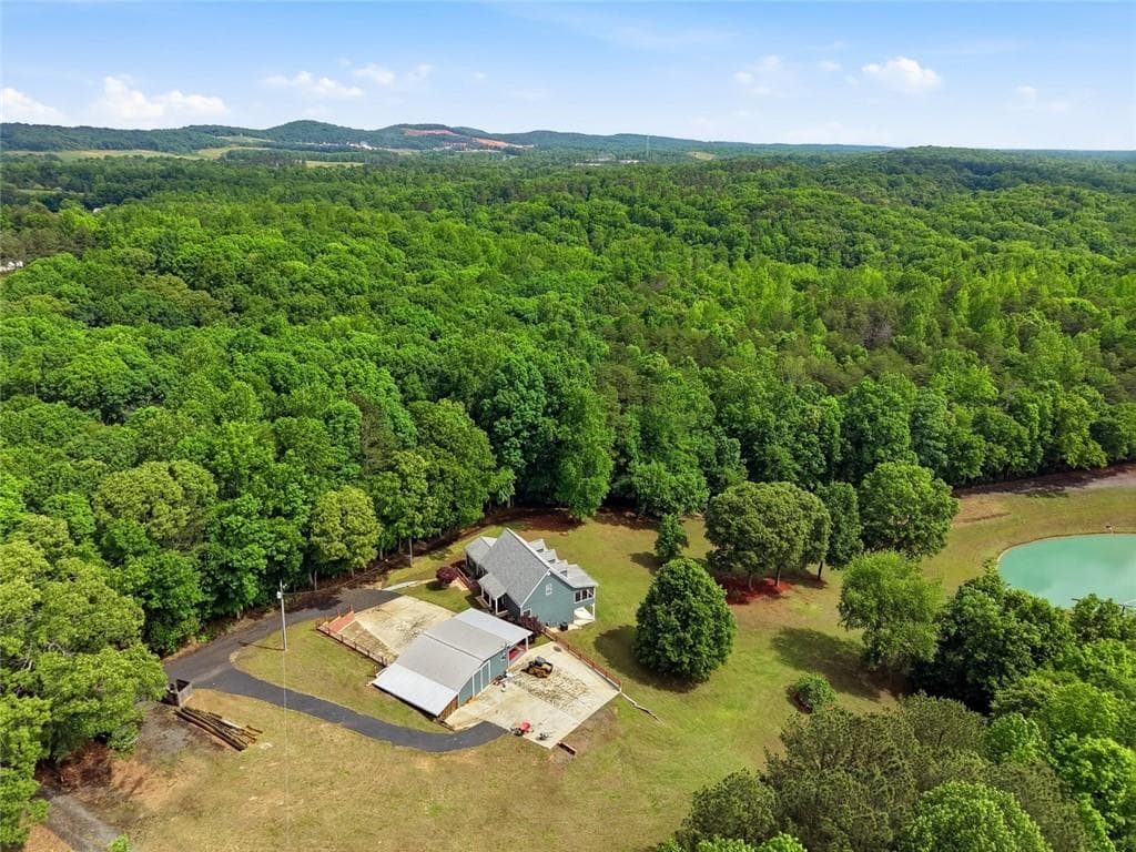 4 bedroom, 4 bathroom, 4,218 sq ft single family residence for sale at 5021 Elrod Circle, Cumming, GA 30041 — photo 5