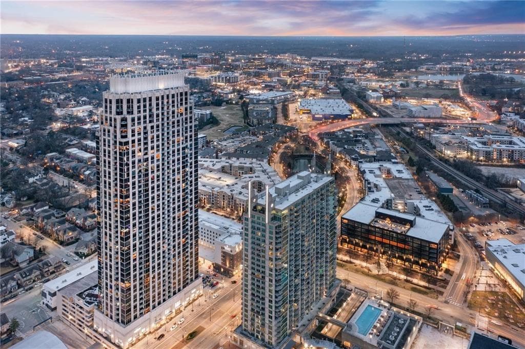 2 bedroom, 3 bathroom, 1,728 sq ft condominium sold at 270 17th Street 2210, Atlanta, GA 30363