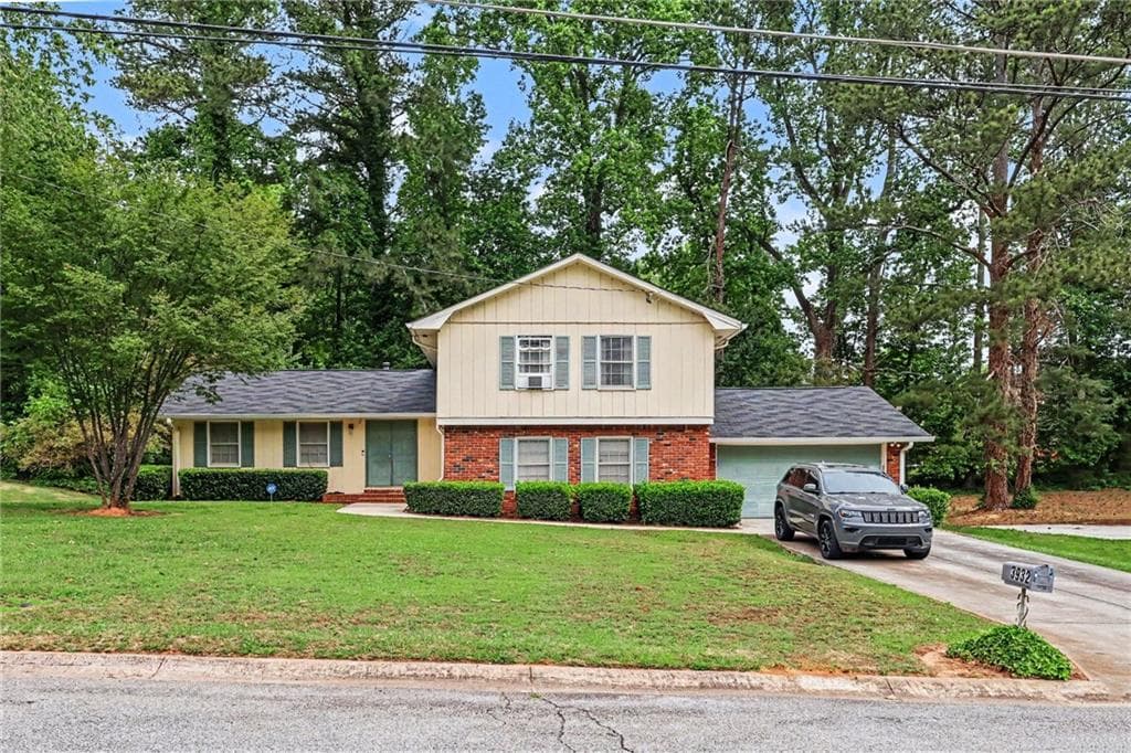 3932 Pinehurst Valley Drive, Decatur, GA 30034 — most recent listing photo