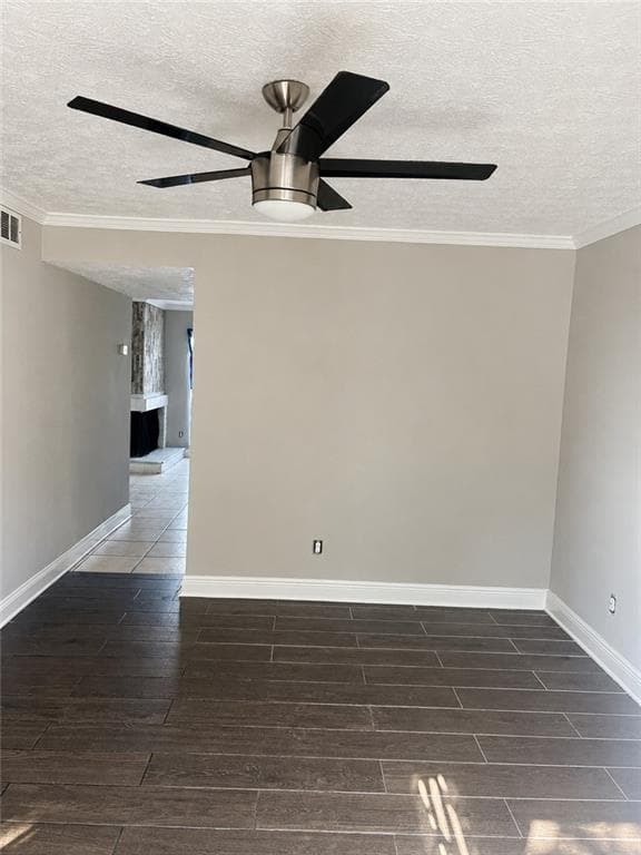 3 bedroom, 2 bathroom, 1,440 sq ft condominium for sale at 3190 Nectarine Circle, Decatur, GA 30034 — photo 3