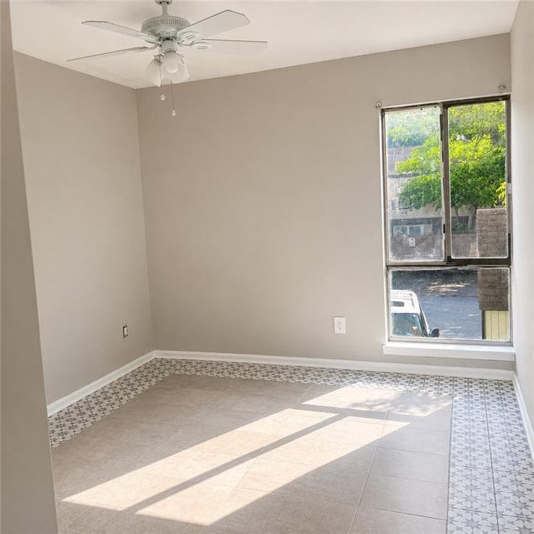 3 bedroom, 2 bathroom, 1,440 sq ft condominium for sale at 3190 Nectarine Circle, Decatur, GA 30034 — photo 8