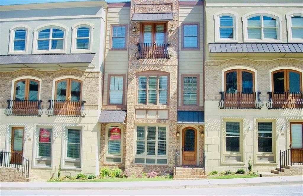 3 bedroom, 4 bathroom, 2,154 sq ft townhouse for rent at 384 16th Street 3, Atlanta, GA 30363 for $3,750 a month — photo 3