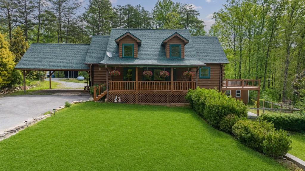 3 bedroom, 3 bathroom, 3,222 sq ft single family residence for sale at 1881 John Smith Road, Blairsville, GA 30512