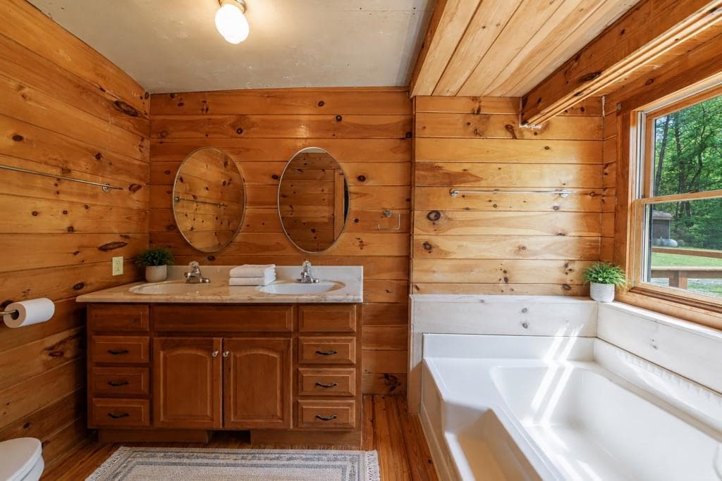 3 bedroom, 3 bathroom, 3,222 sq ft single family residence for sale at 1881 John Smith Road, Blairsville, GA 30512 — photo 8