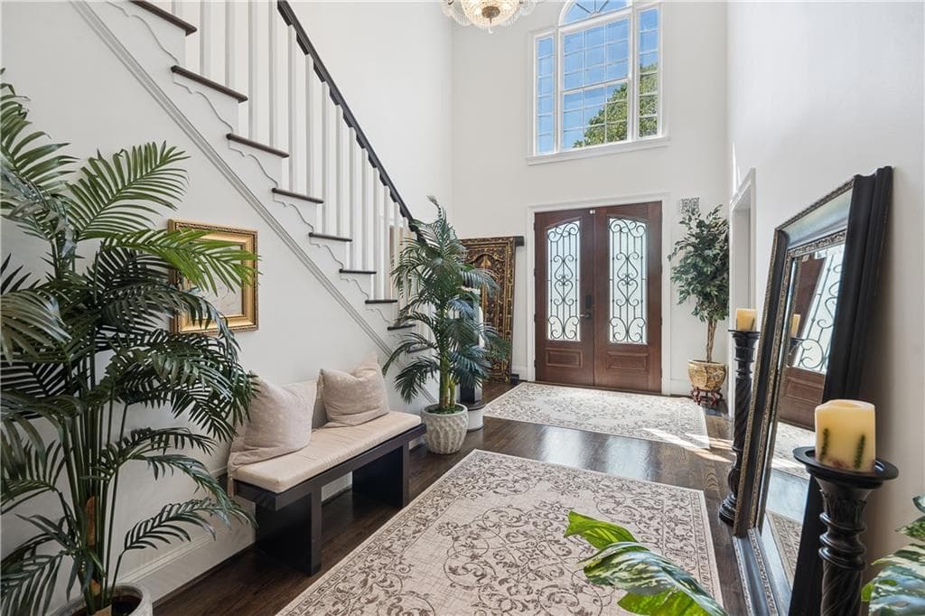 5 bedroom, 6 bathroom, 5,144 sq ft single family residence for sale at 185 Chickering Lake Drive, Roswell, GA 30075 — photo 5