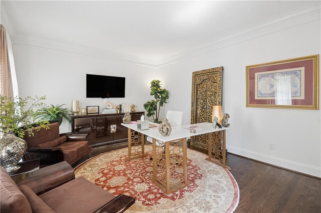 5 bedroom, 6 bathroom, 5,144 sq ft single family residence for sale at 185 Chickering Lake Drive, Roswell, GA 30075 — photo 6