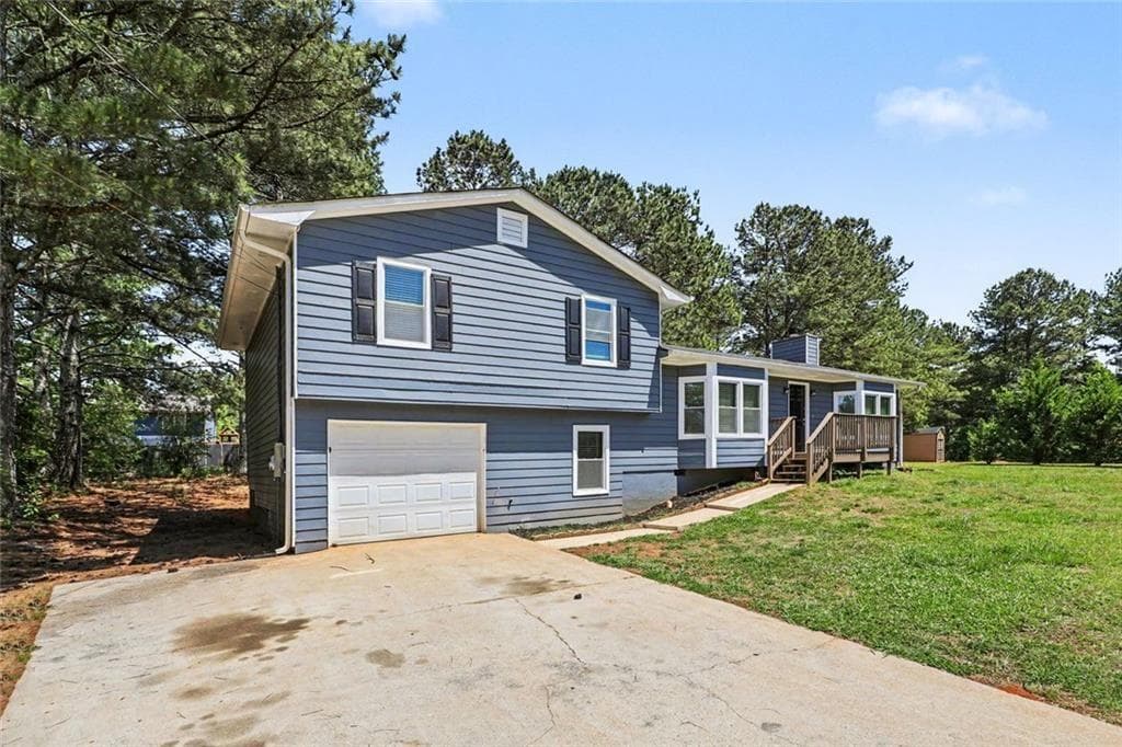3 bedroom, 3 bathroom, 1,816 sq ft single family residence under contract at 150 James Court, Palmetto, GA 30268 — photo 2