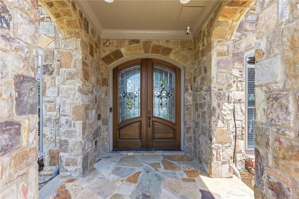 5 bedroom, 5 bathroom, 6,360 sq ft single family residence for sale at 2742 High Vista Point, Gainesville, GA 30501 — photo 7