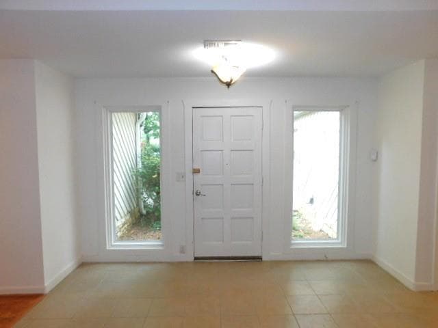 4 bedroom, 2 bathroom, 1,593 sq ft single family residence for rent at 1710 Pine Road, Marietta, GA 30062 for $2,195 a month — photo 3