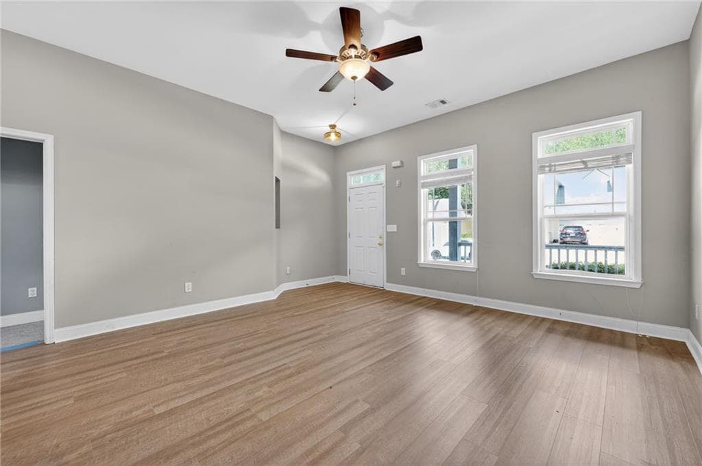4 bedroom, 3 bathroom, 2,242 sq ft single family residence under contract at 719 Ivy Brook Way, Macon, GA 31210 — photo 3