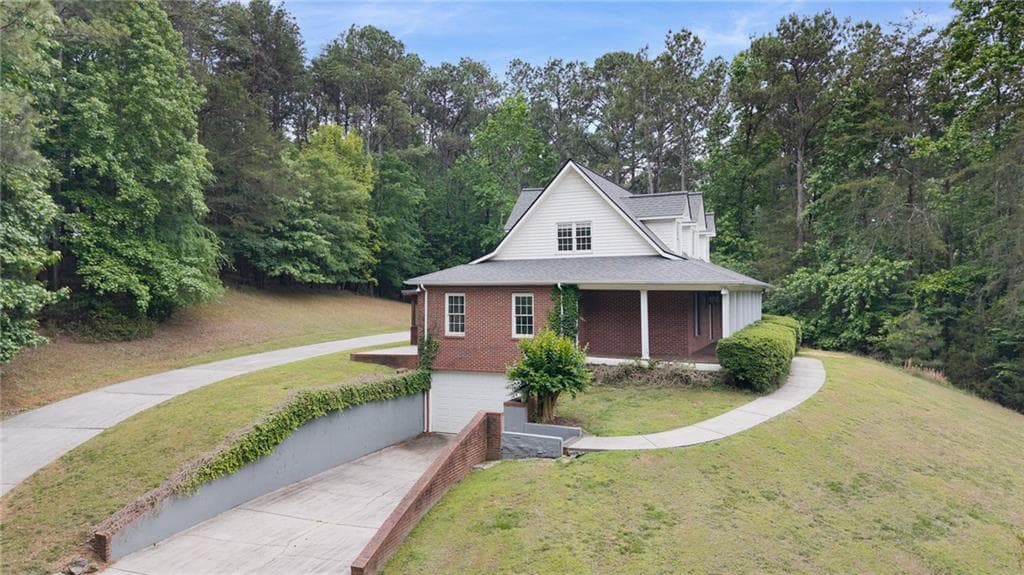 3 bedroom, 4 bathroom, 3,643 sq ft single family residence under contract at 337 Fields Ferry Drive, Calhoun, GA 30701 — photo 5