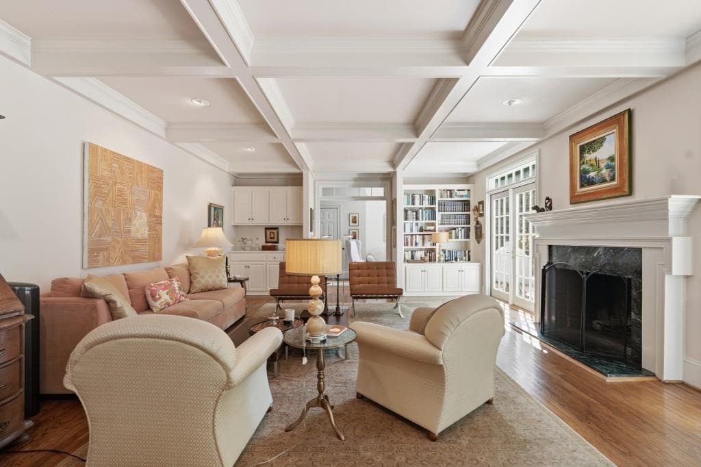 4 bedroom, 4 bathroom, 3,731 sq ft single family residence for sale at 1314 Battleview Drive, Atlanta, GA 30327 — photo 9