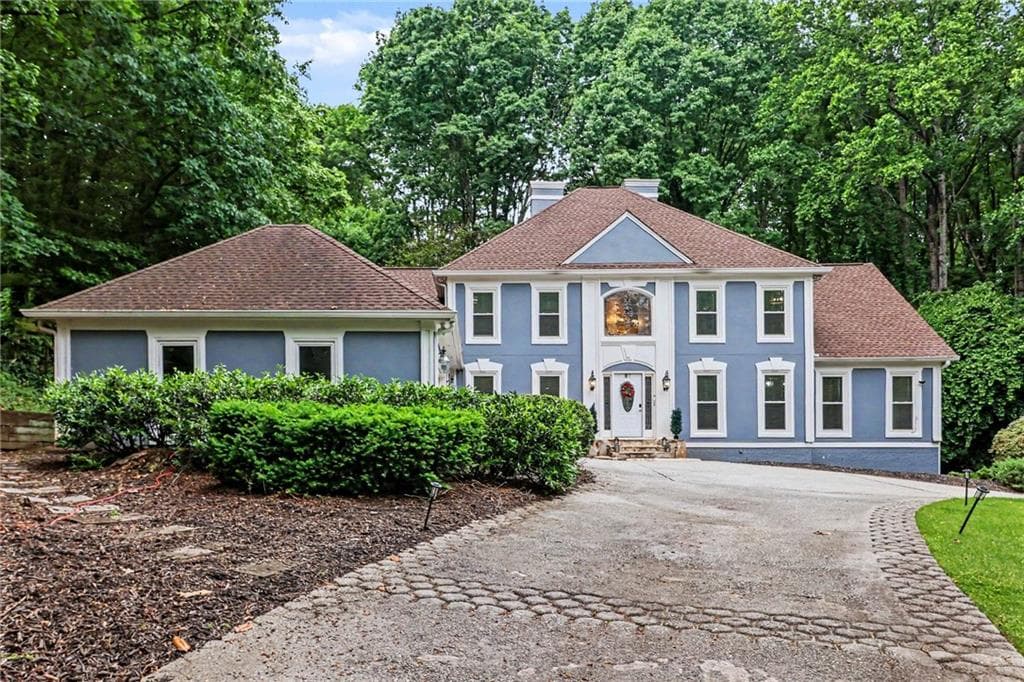 4 bedroom, 4 bathroom, 4,527 sq ft single family residence under contract at 590 Valley Hall Drive, Atlanta, GA 30350