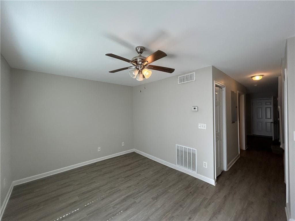 2 bedroom, 3 bathroom, 1,728 sq ft townhouse for sale at 2604 Campbellton Road A6, Atlanta, GA 30311 — photo 8