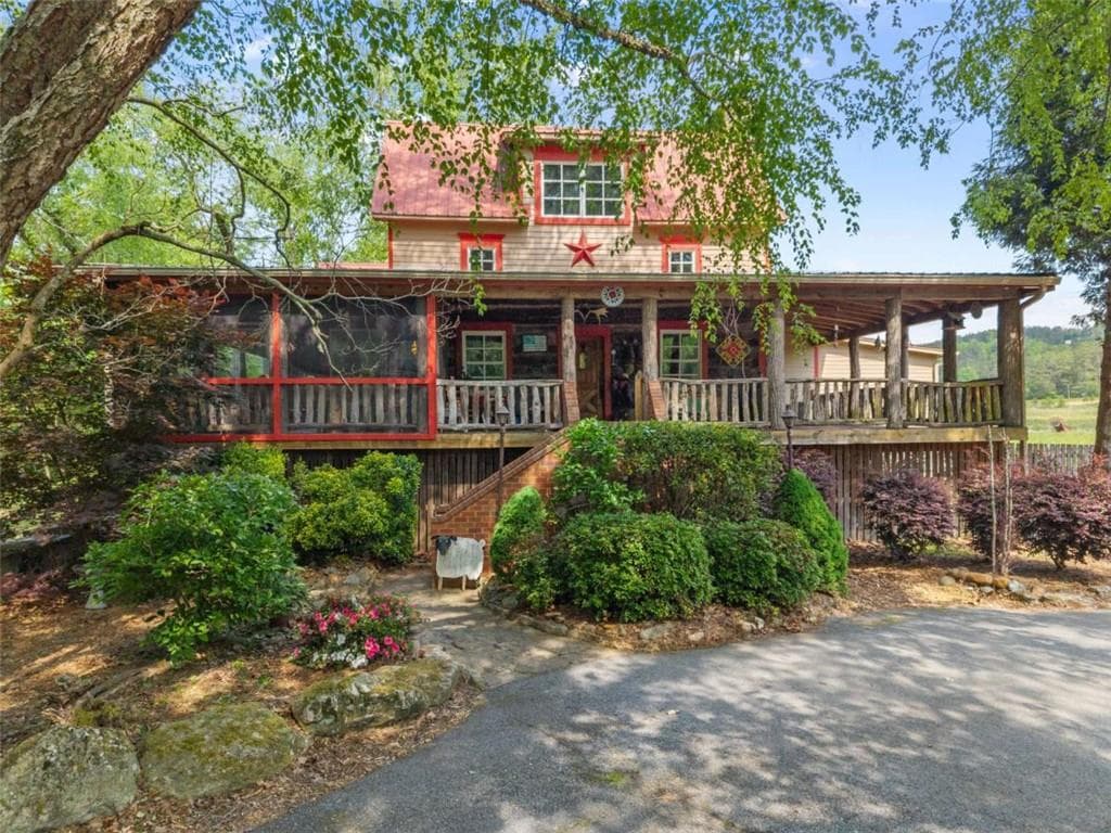 3 bedroom, 3 bathroom, 2,909 sq ft single family residence for sale at 1304 Highway 17, Sautee Nacoochee, GA 30571 — photo 7