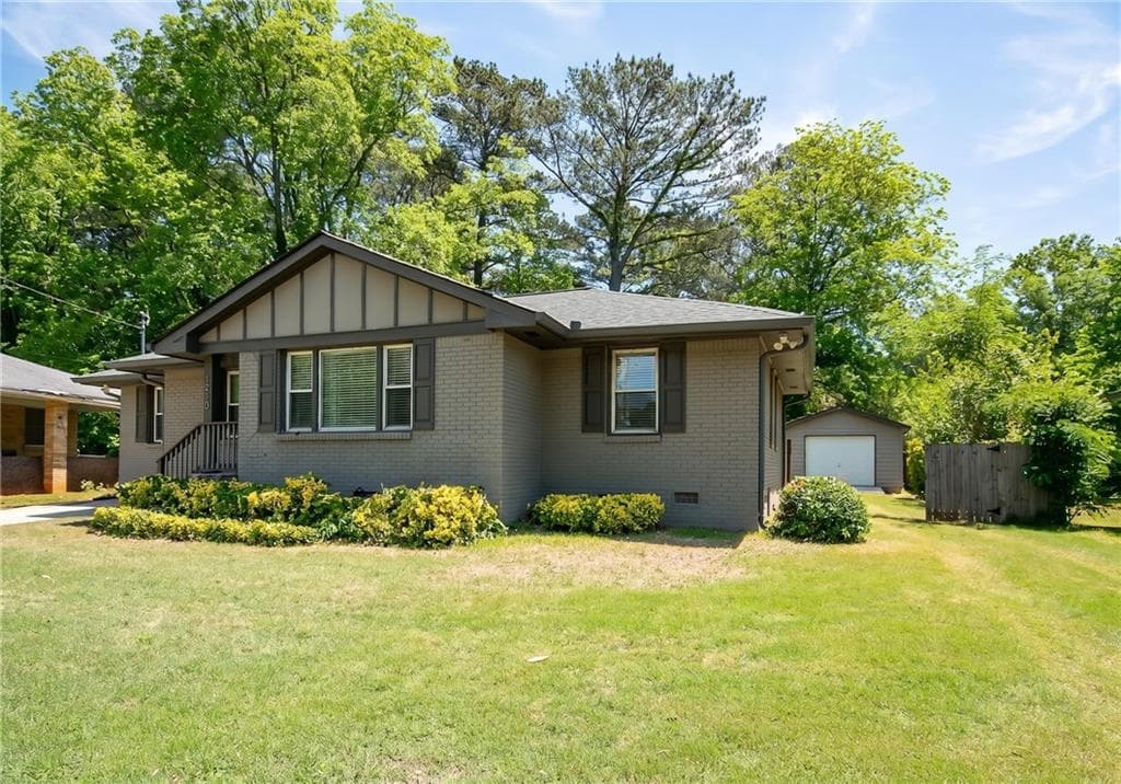1930 S Columbia Place, Decatur, GA 30032 — most recent listing photo