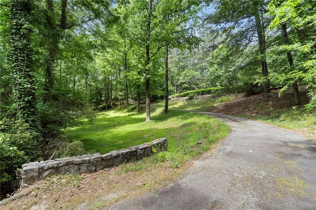 single family residence for sale at 1340 W Garmon Road, Sandy Springs, GA 30327 — photo 8