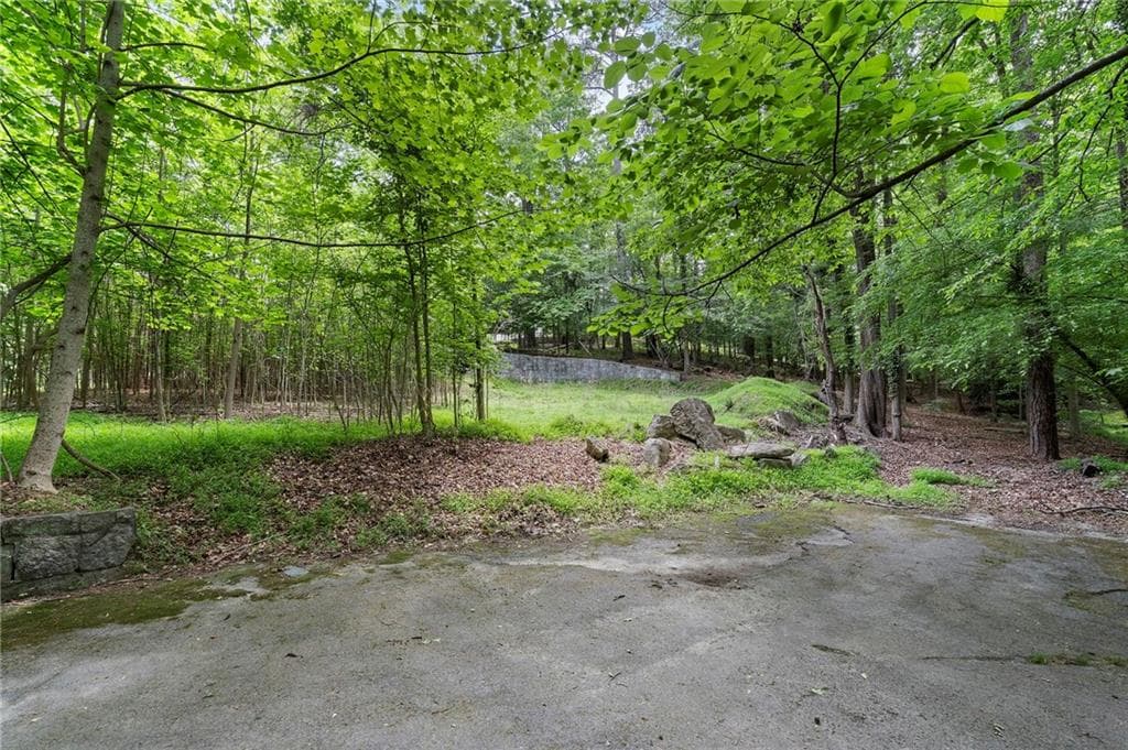 single family residence for sale at 1340 W Garmon Road, Sandy Springs, GA 30327 — photo 10