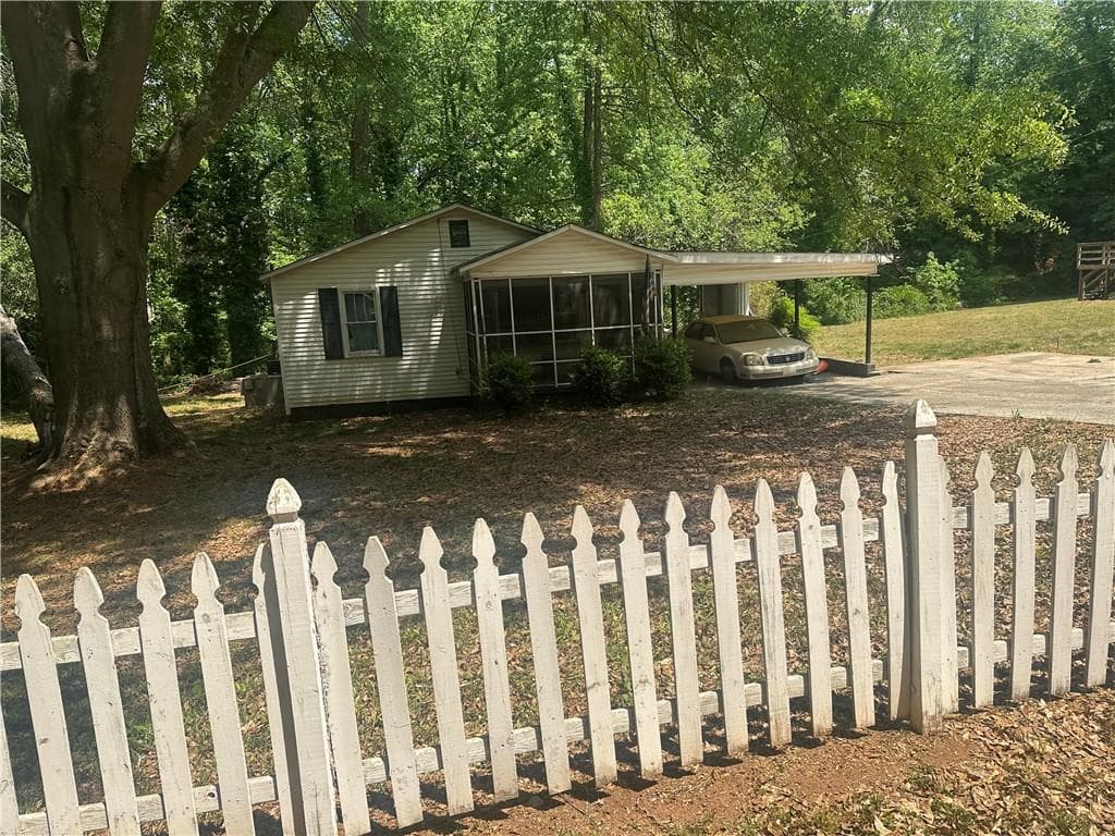 723 Ruby Street, Marietta, GA 30066 — most recent listing photo