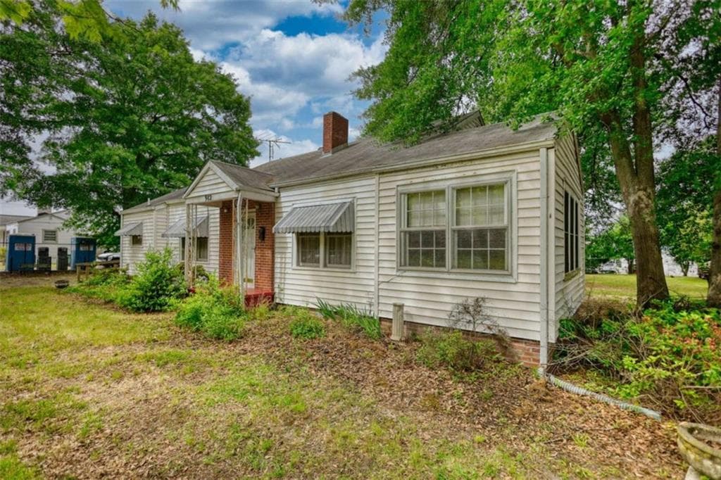 2 bedroom, 1 bathroom, 1,247 sq ft single family residence for sale at 982 Highland Circle, Conyers, GA 30012 — photo 3