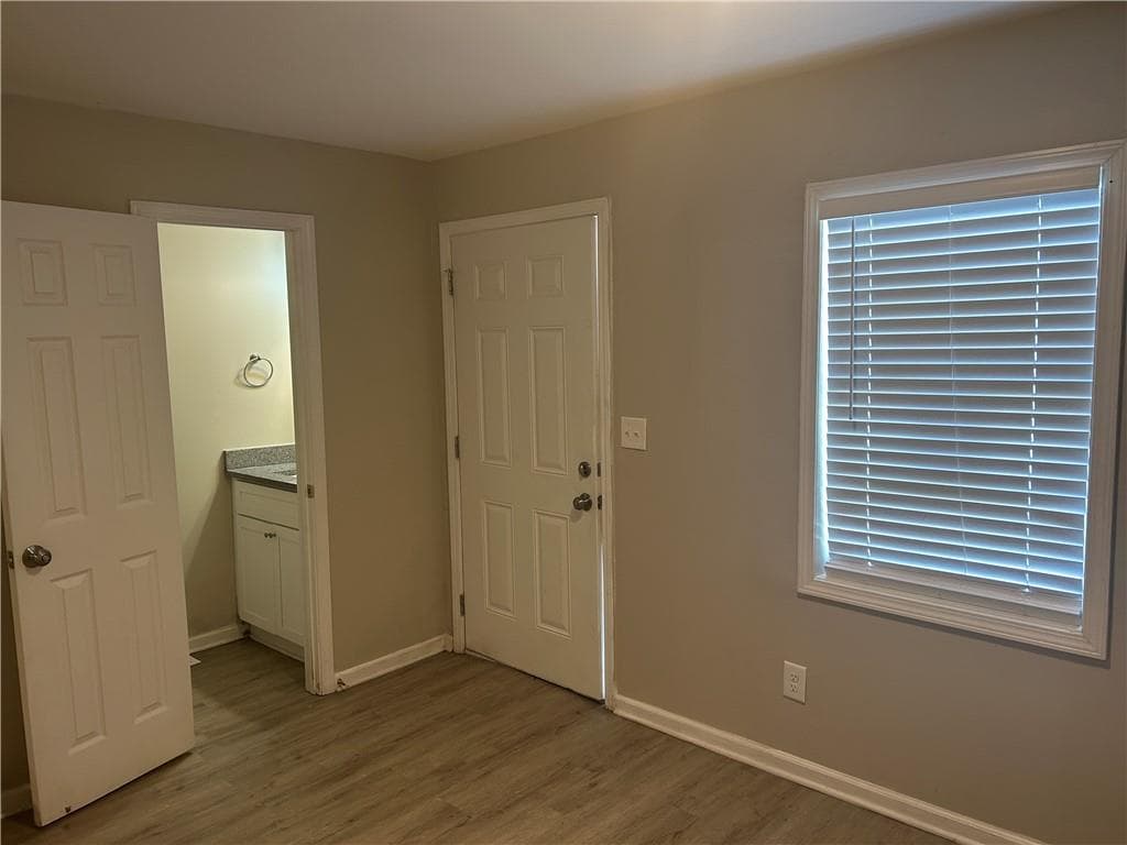 2 bedroom, 3 bathroom, 1,728 sq ft townhouse for sale at 2604 Campbellton Road 1B, Atlanta, GA 30311 — photo 6