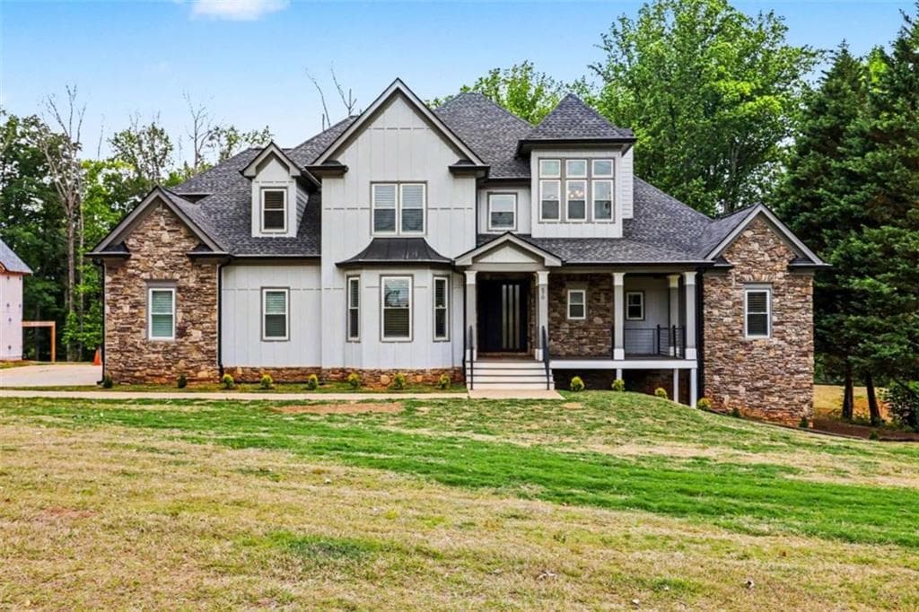 5 bedroom, 5 bathroom, 3,799 sq ft single family residence for sale at 670 Old Alpharetta Road, Alpharetta, GA 30005