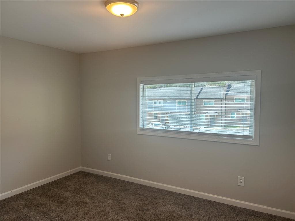2 bedroom, 2 bathroom, 1,728 sq ft townhouse for sale at 2604 Campbellton Road B4, Atlanta, GA 30311 — photo 9