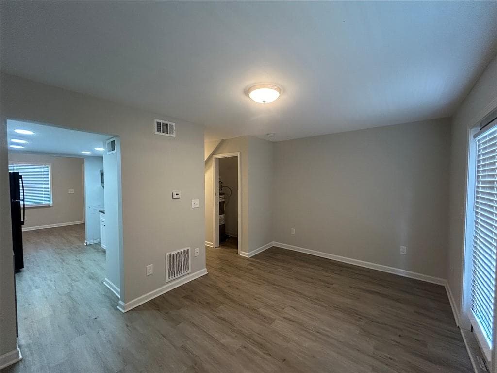 2 bedroom, 2 bathroom, 1,728 sq ft townhouse for sale at 2604 Campbellton Road B4, Atlanta, GA 30311 — photo 6