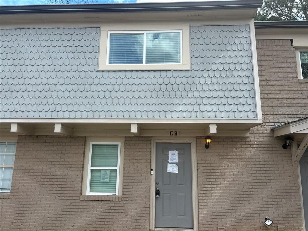 2 bedroom, 3 bathroom, 1,728 sq ft townhouse for sale at 2604 Campbellton Road 3C, Atlanta, GA 30311