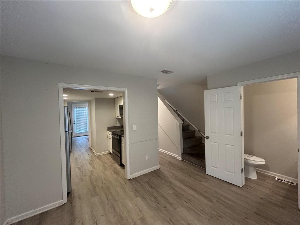2 bedroom, 3 bathroom, 1,728 sq ft townhouse for sale at 2604 Campbellton Road 3C, Atlanta, GA 30311 — photo 5